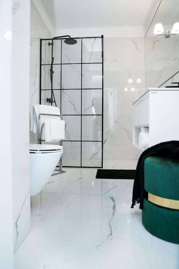 Apartament Marcelin Gold Wes Quality Suite Poznań Kültér fotó